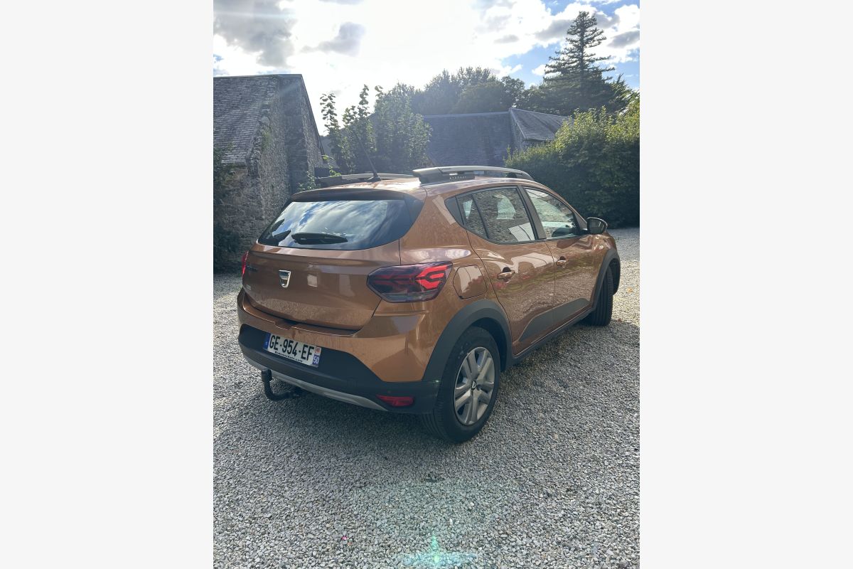 Dacia Sandero - 30258827_9b0182f1e27944ff5e104f1be4d6f459.jpg