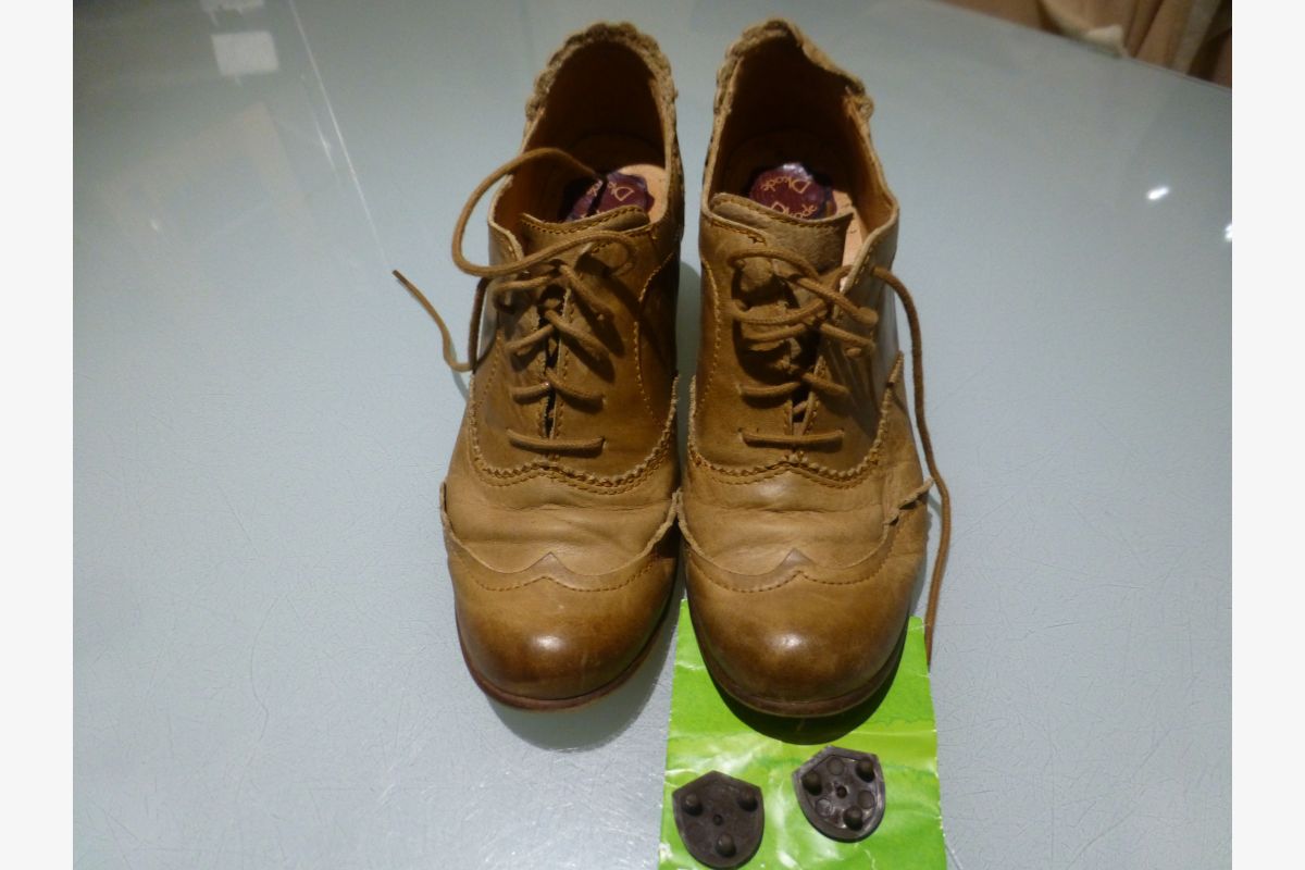 Chaussures P 40 talon 6cm - 30258841_176bcf6bffb3c04872d03e1aa9a1e283.jpg
