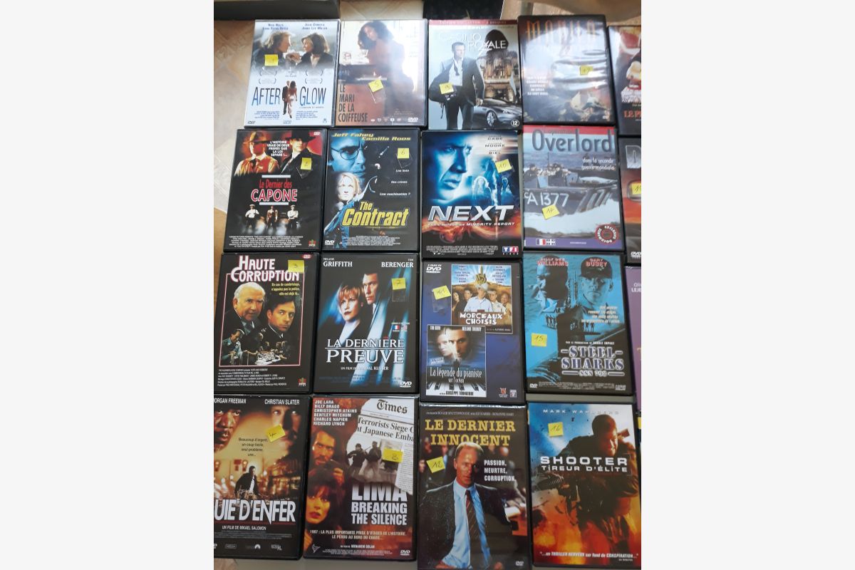 Photo 1 DVD au choix 