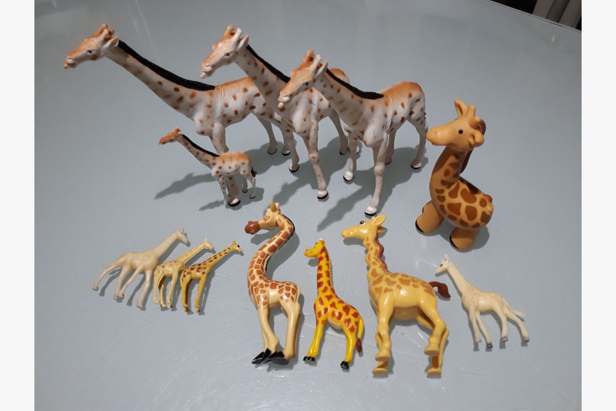 Lot de figurines Savane et Forêt + Girafes  - 30258986_5b040d35fdd27809192e2b5b44f17e2d.jpg