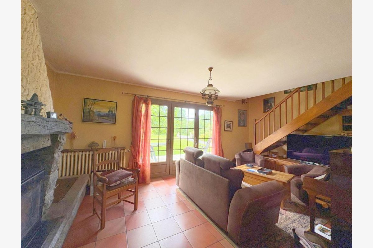 Maison sur sous sol, 6 chambres - 30259096_5.jpg