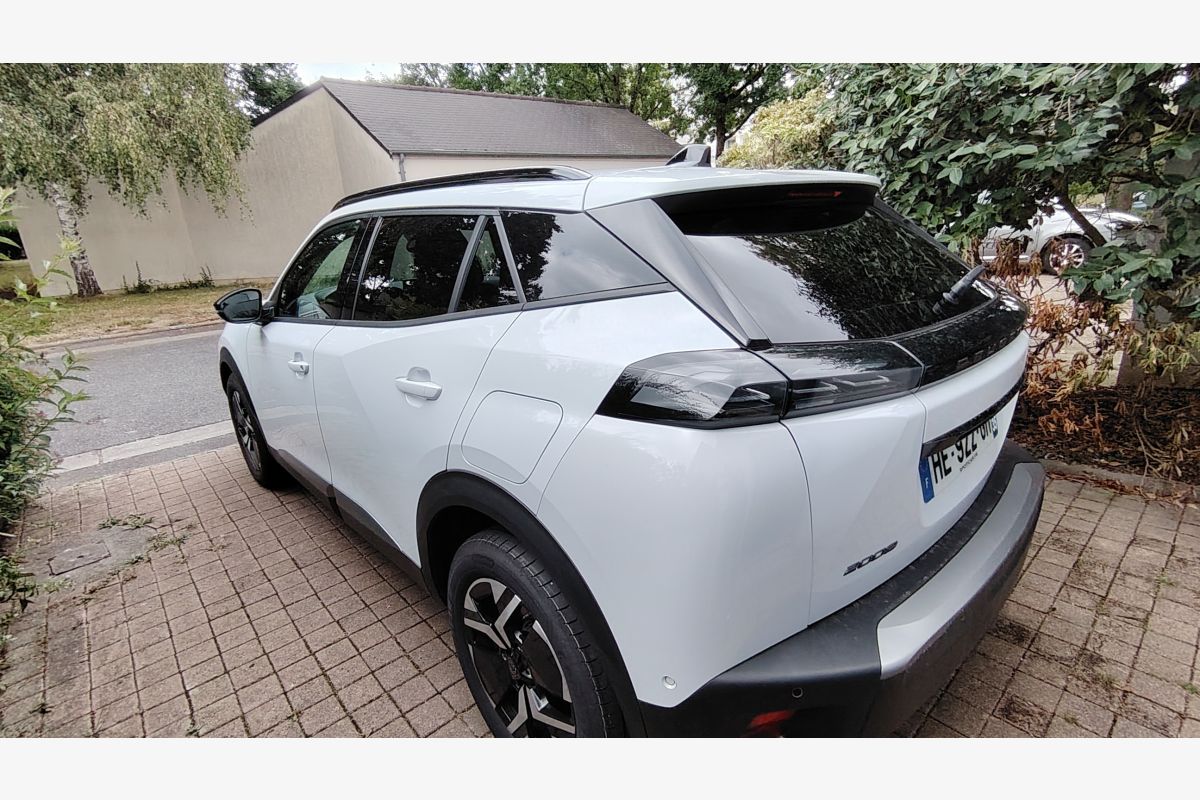 Peugeot 2008 100 Allure - 30259331_421a310dc22a9ed3109fca4d687bea21.jpg