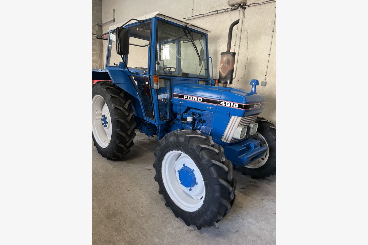 Photo 1 Tracteur Ford 4610