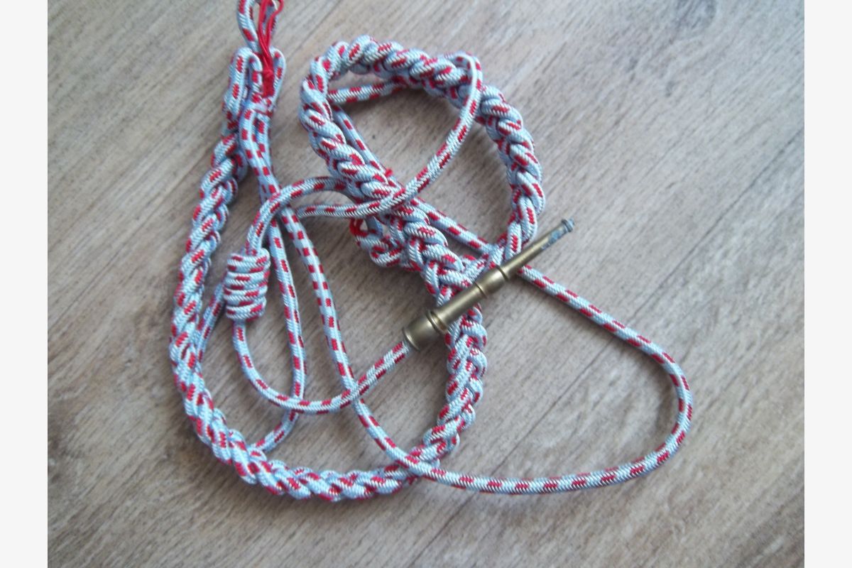  fourragère militaire insigne collection vintage  - 30259340_af44b7777365e8dc00e3e98790785b9e.jpg
