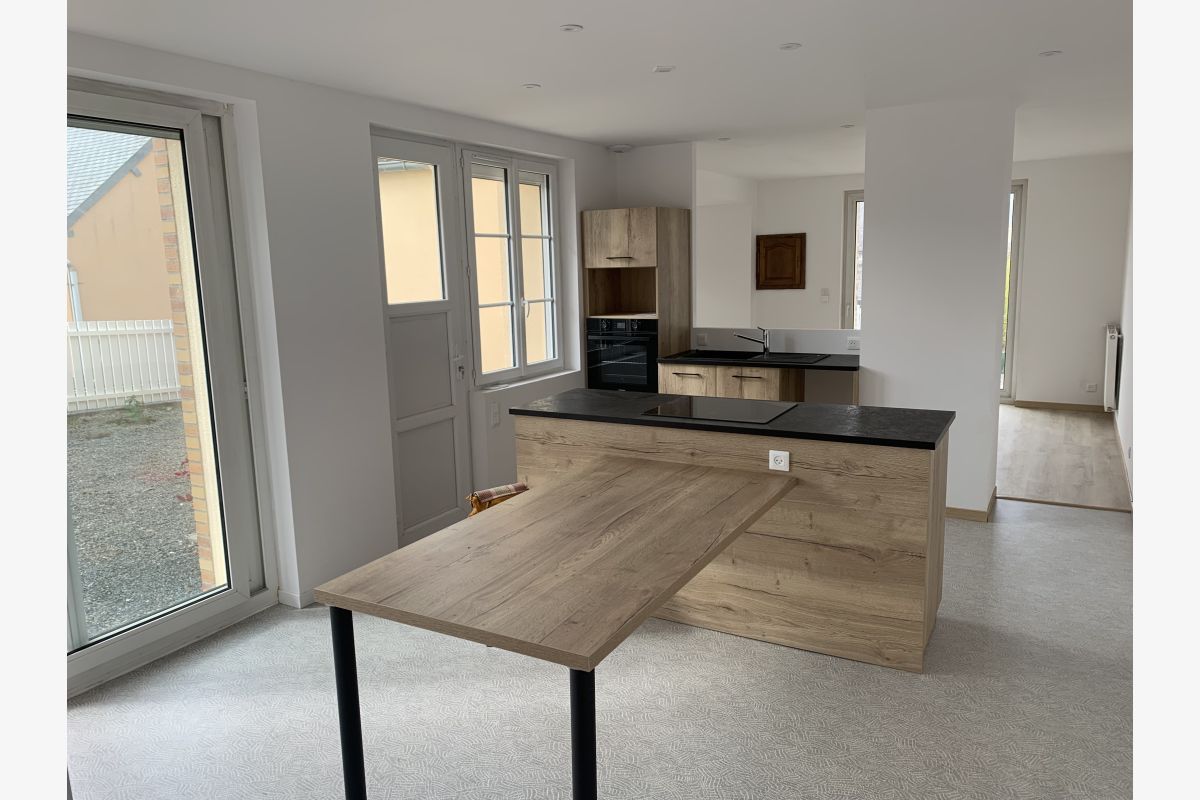 Maison Coutances - 30259467_5cedbf0fe6136a4838d4aca50133bf4f.jpg