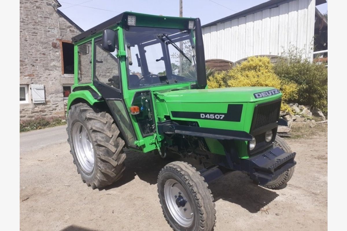 Photo 1 Tracteur Deutz 4507