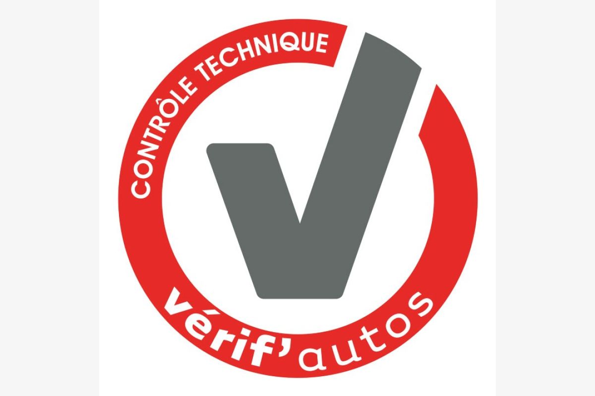 Photo 1 Recrute Contrôleur technique VL