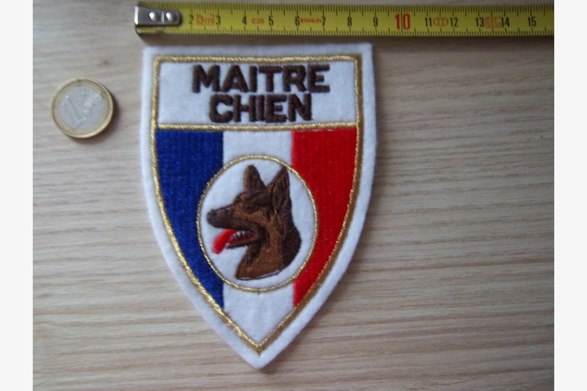 Ecusson maître chien insigne collection vintage  - 30259971_02ccdfec54295c33764fea9c71050554.jpg