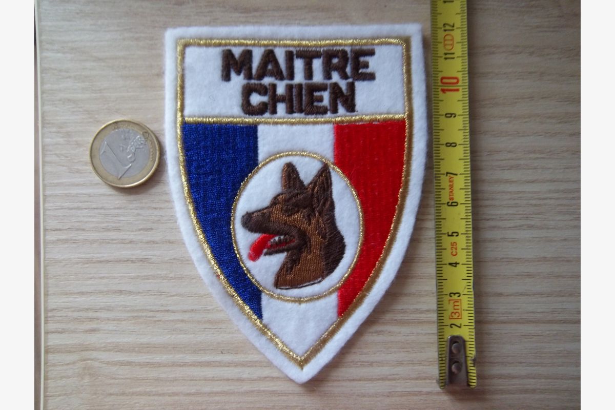 Photo 1 Ecusson maître chien insigne collection vintage 