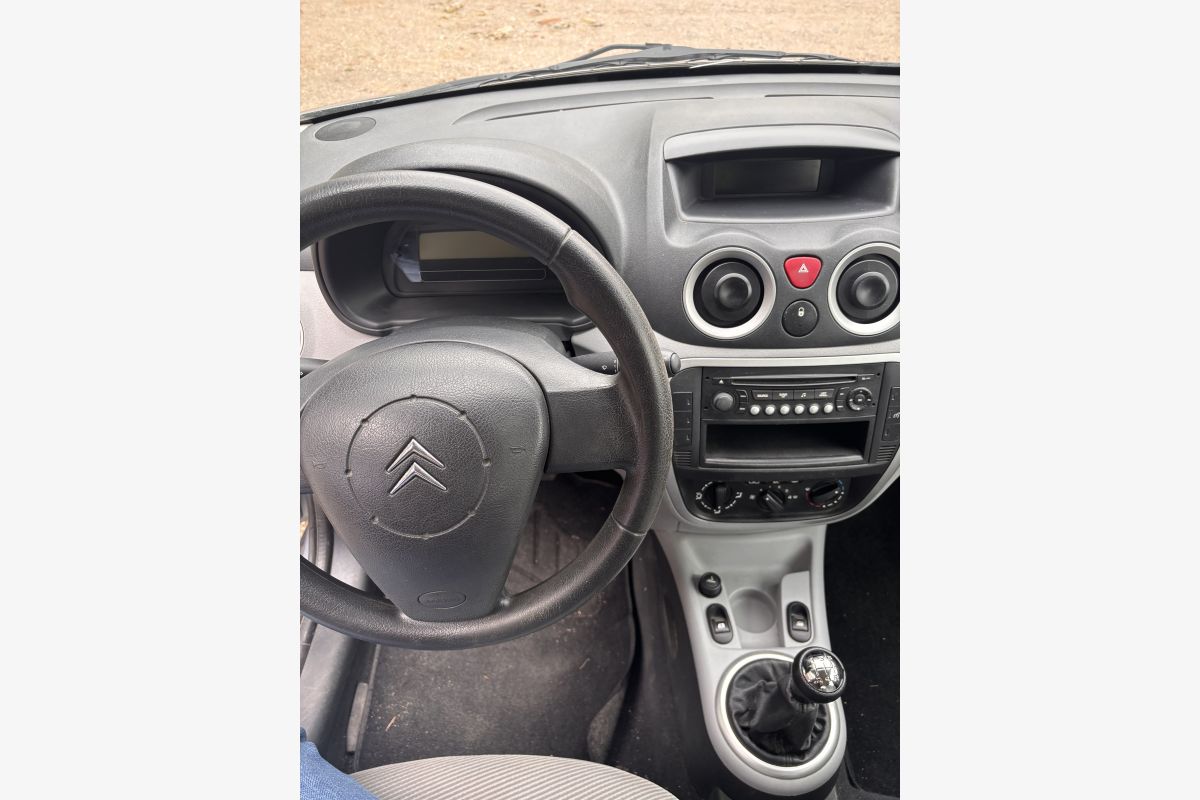 Citroën C3 2007 5 portes 1.4 HDi diesel 68 cv - 30260032_60d1e6f3c5787177eb51137d6d5d2d36.jpg
