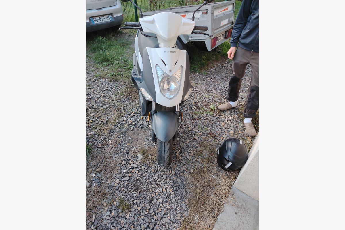 scooter kymco - 30260069_1cbbeb46f030b621b16f4d3c7cc930dc.jpg