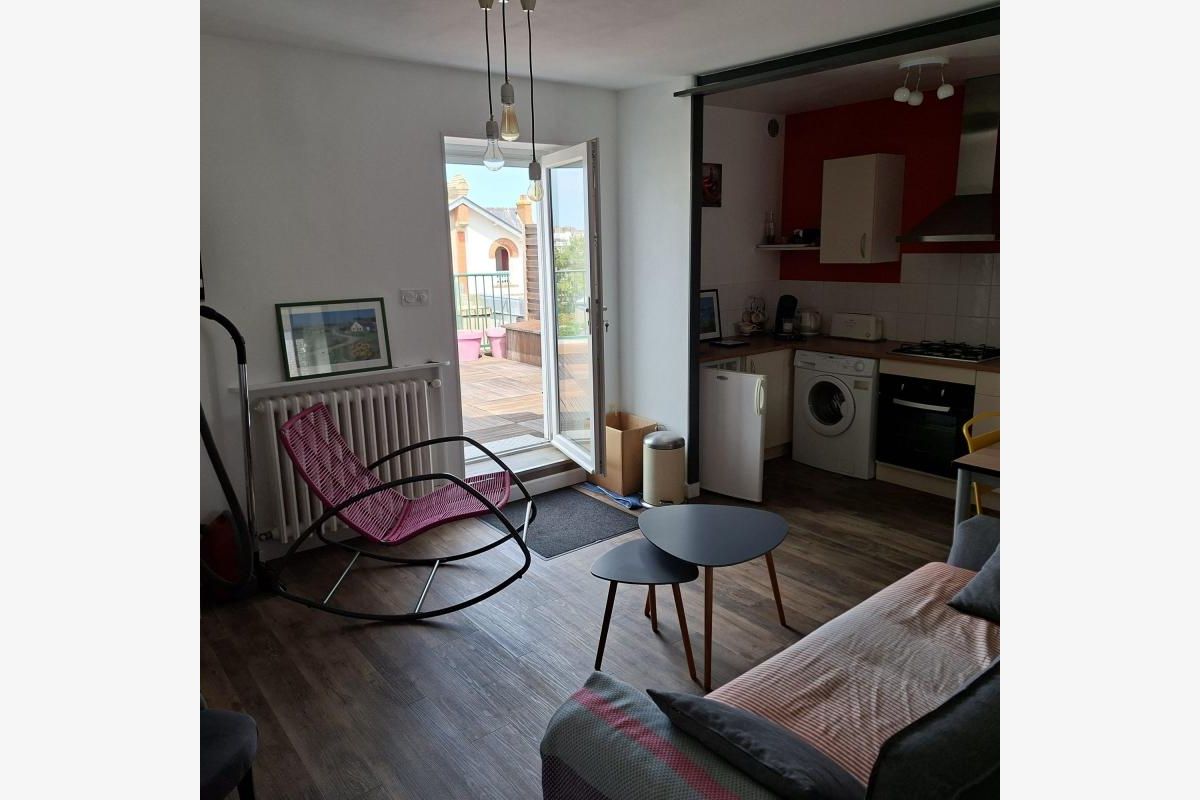APPARTEMENT F2 meublé - 30260077_1.jpg