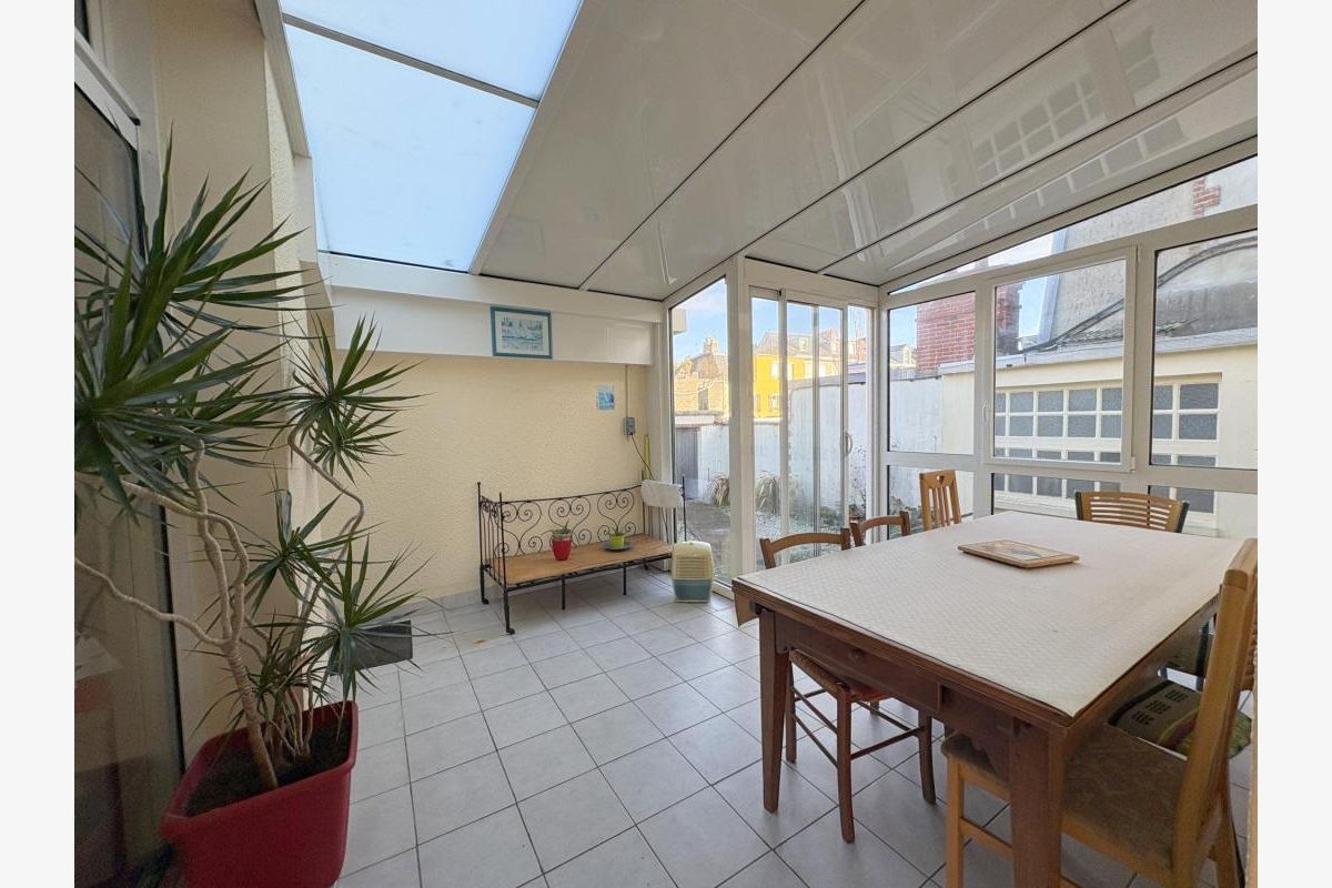 Photo 1 Appartement avec vue mer à 400 m de la plage