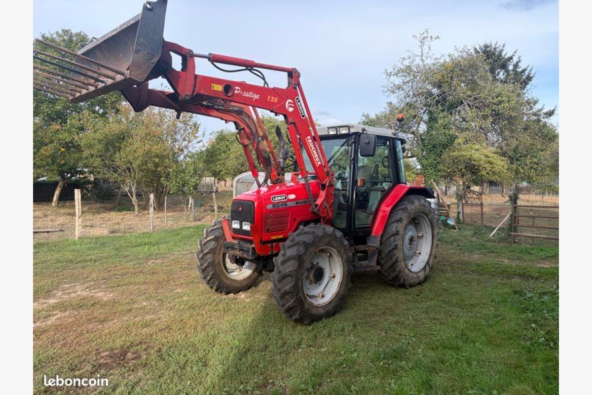 Photo 1 TRACTEUR MASSEY FERGUSON 6245 ANNEE 2002