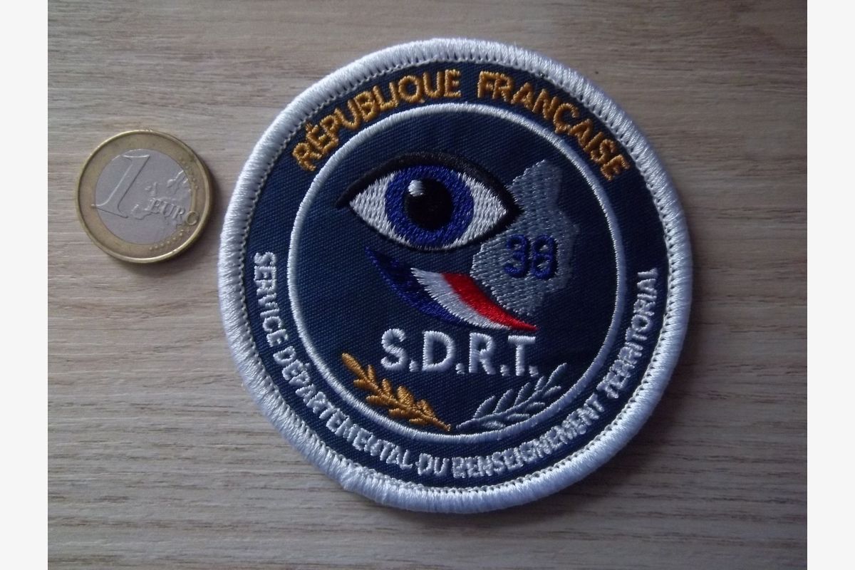 Photo 1 écusson collection S.D.R.T. Service Départemental Renseignement Territorial Isère