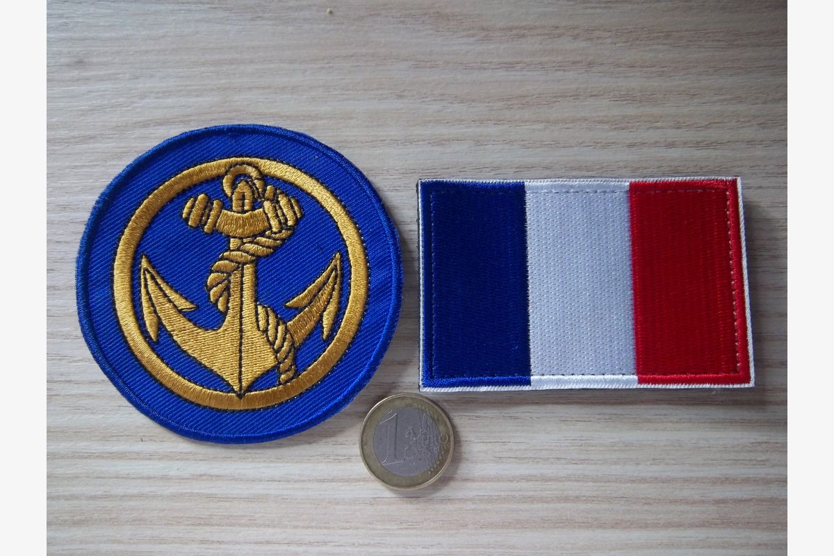 Photo 1 Lot 2 patchs marine et drapeau Français écussons militaire