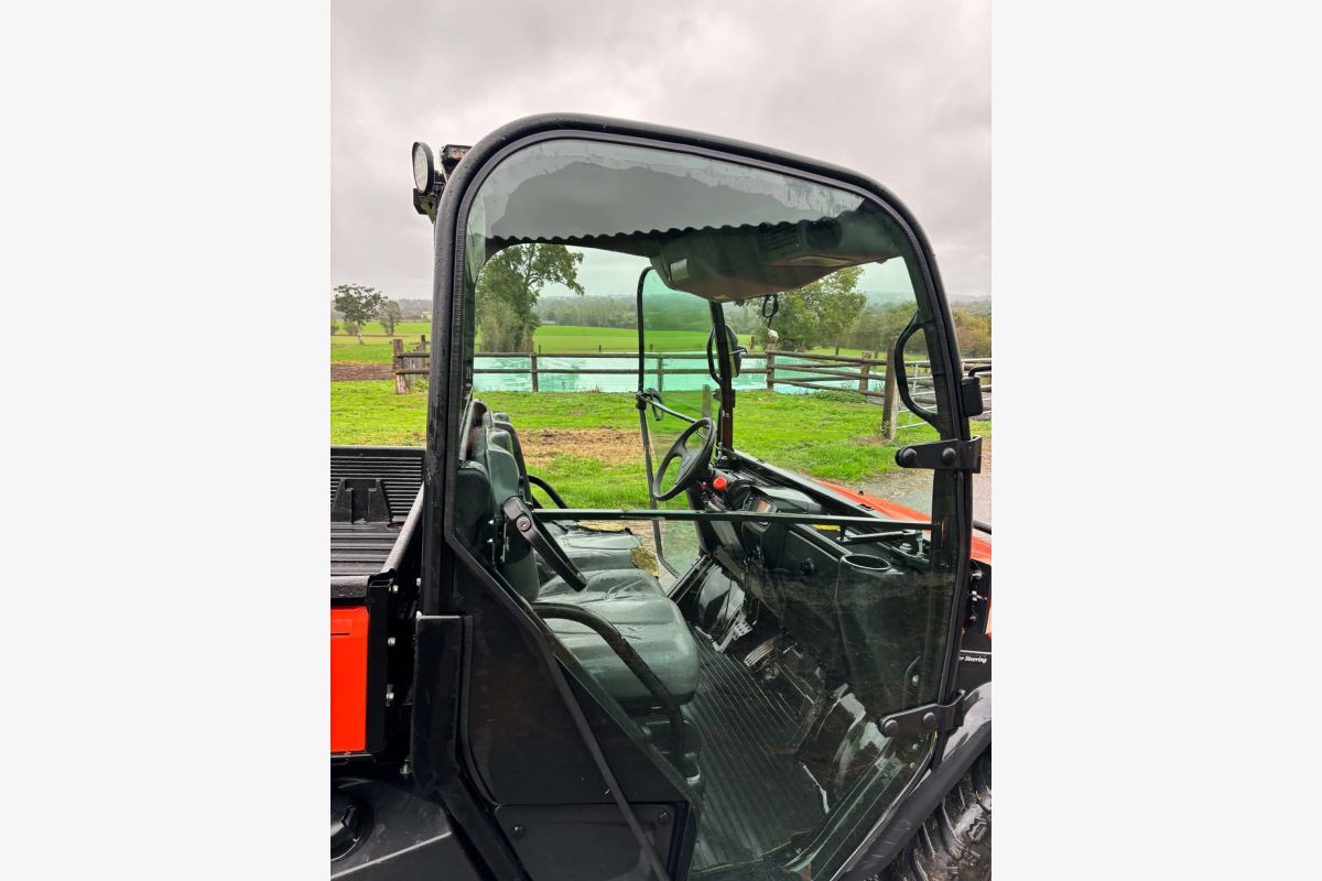 KUBOTA RTV 1110  - 30260948_f1e227cf78b9fe796fa1114d0e1d189f.jpg