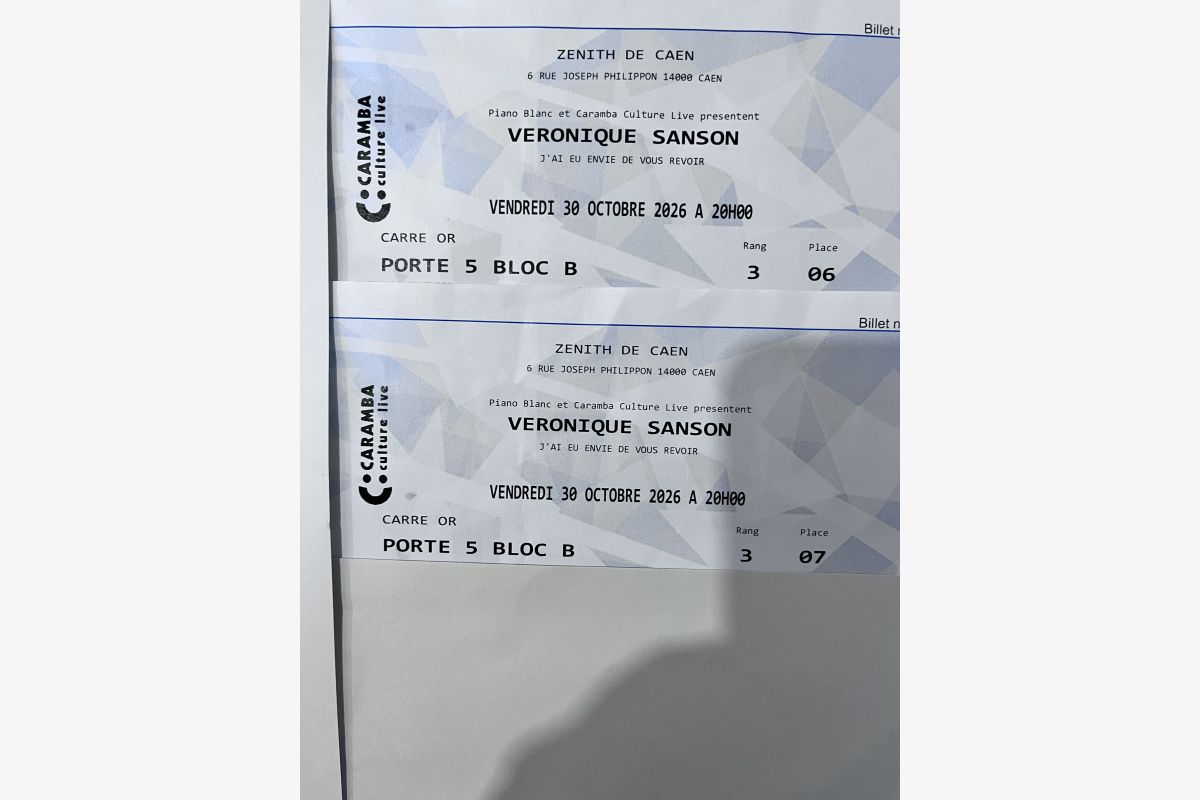 Photo 1 Vends 2 billets Véronique Sanson