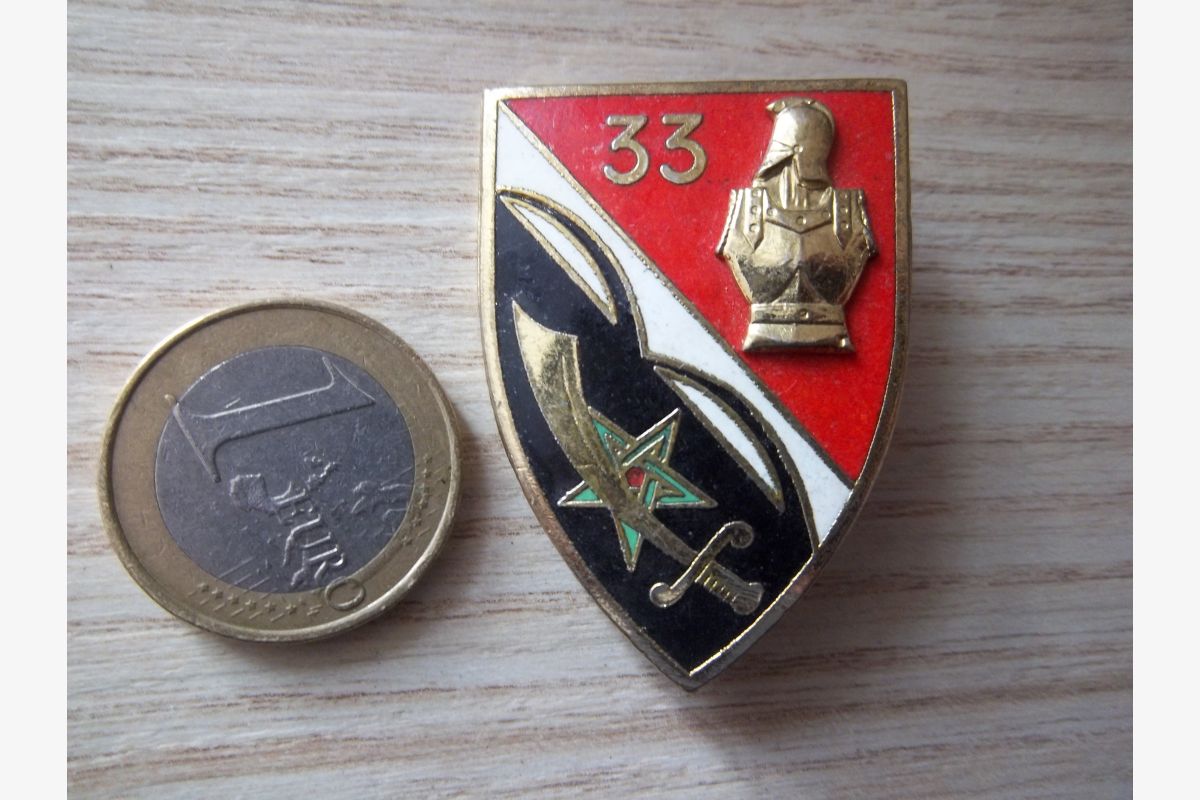 Photo 1 insigne 33e régiment génie 1965-1978 (drago) collection militaire
