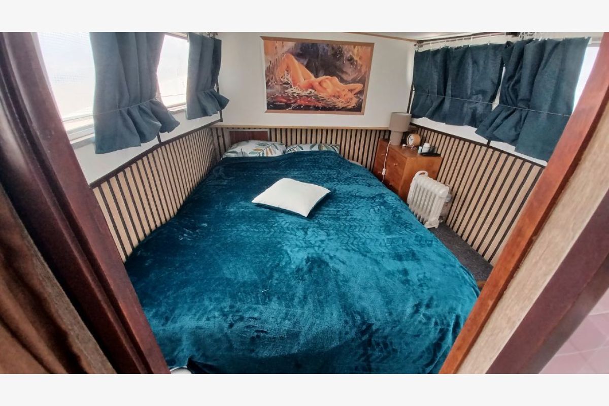 Bateau fluvial vedette fluviale  - 302810_ac275732fcc88de0b09ebb8845c96424.jpg