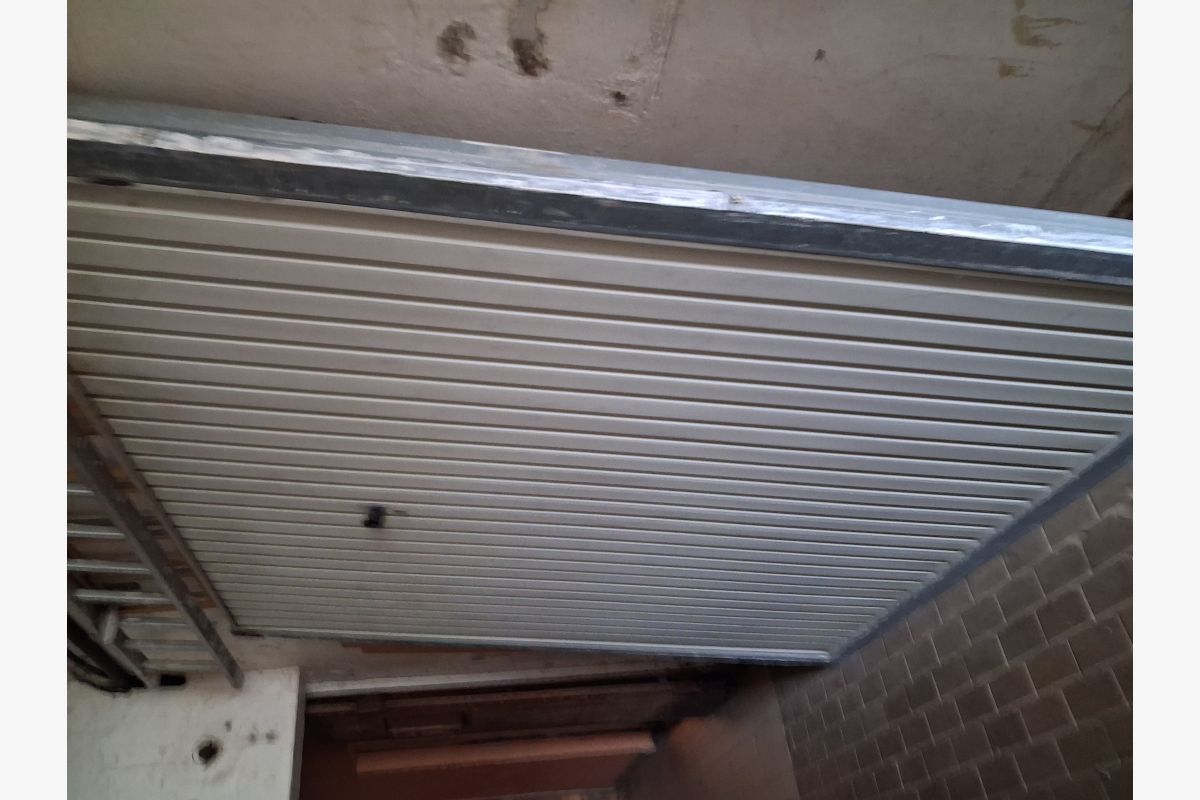 Photo 1 Porte de garage