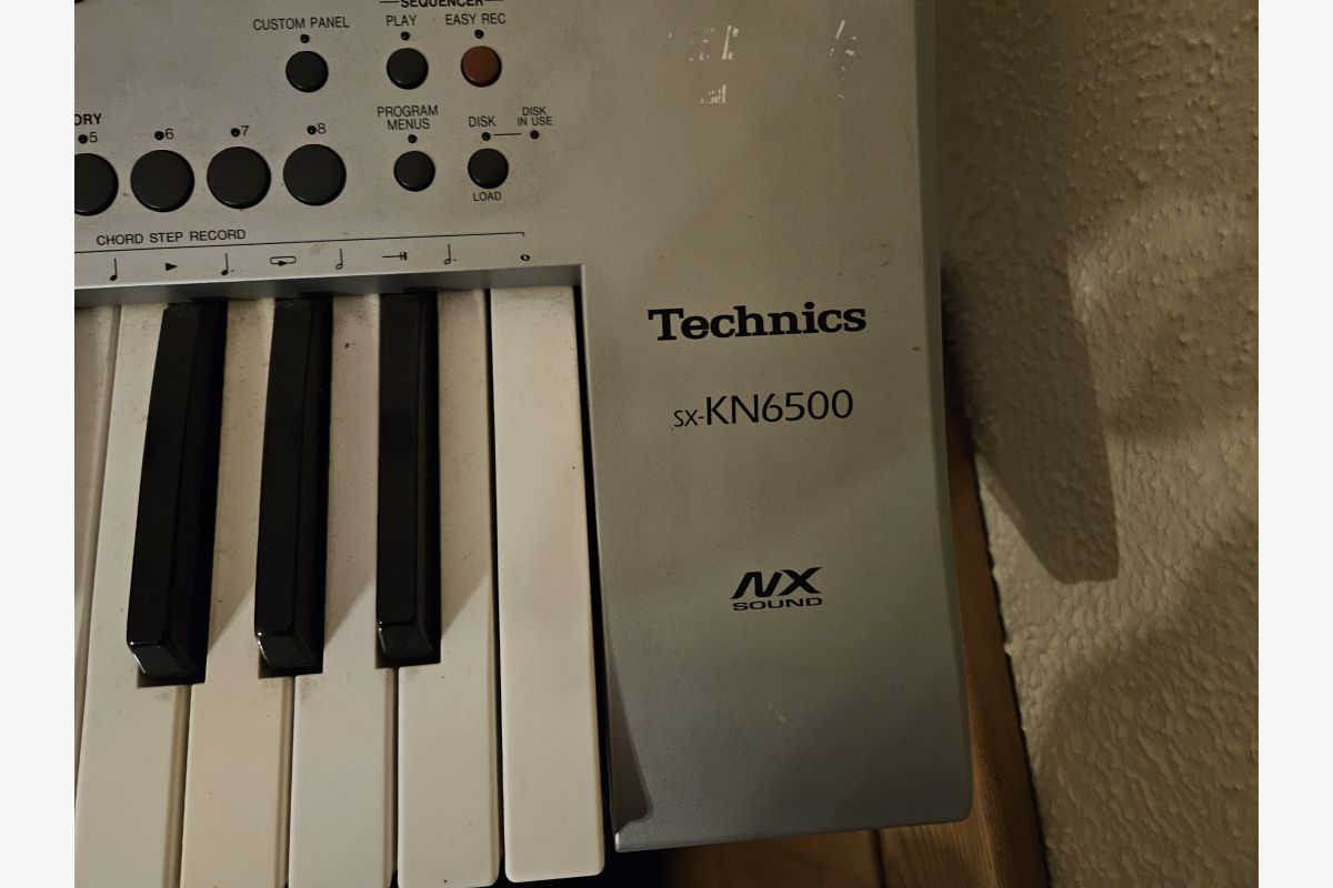 Synthétiseur-arrangeur TECHNICS - 303096_68567f2911b74676e4908ae22210bd43.jpg