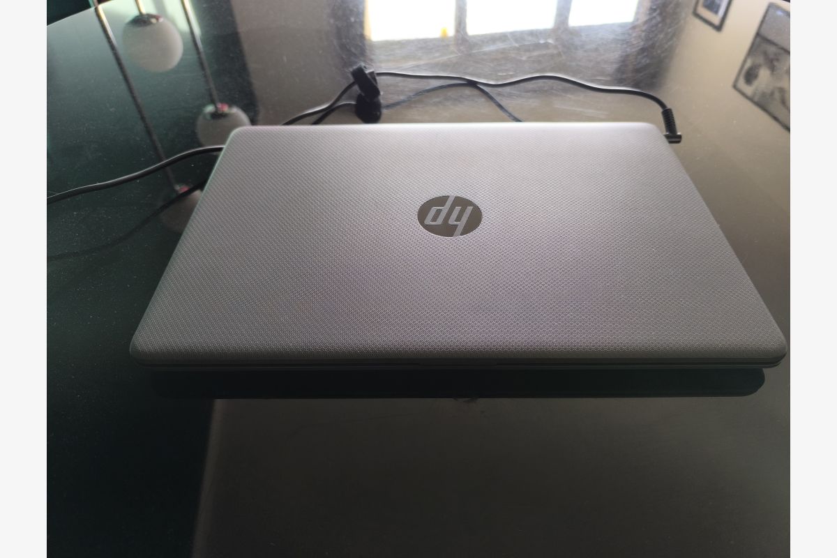 HP 250 G9 - 303107_3b95e8d0ac56d4252eecef0af91feb4e.jpg