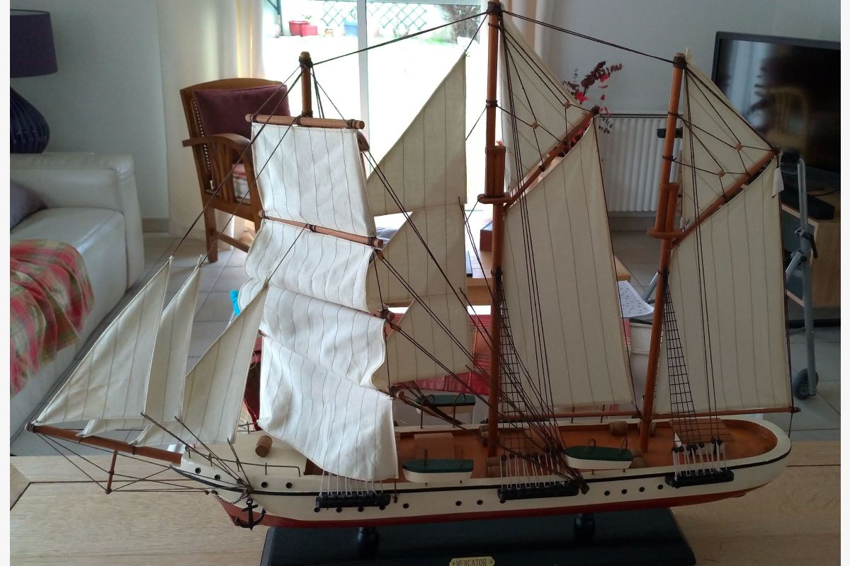 Photo 1 Maquette en bois