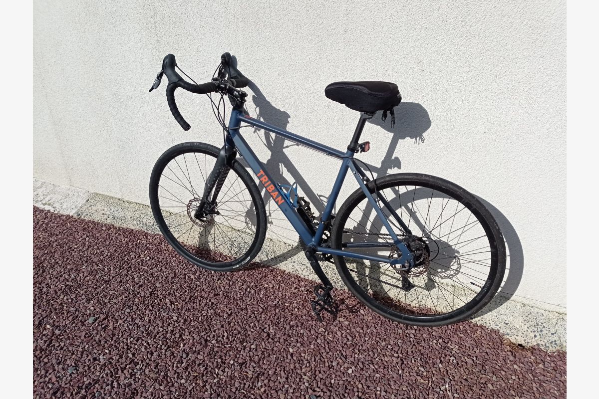 Photo 1 Vélo triban 120