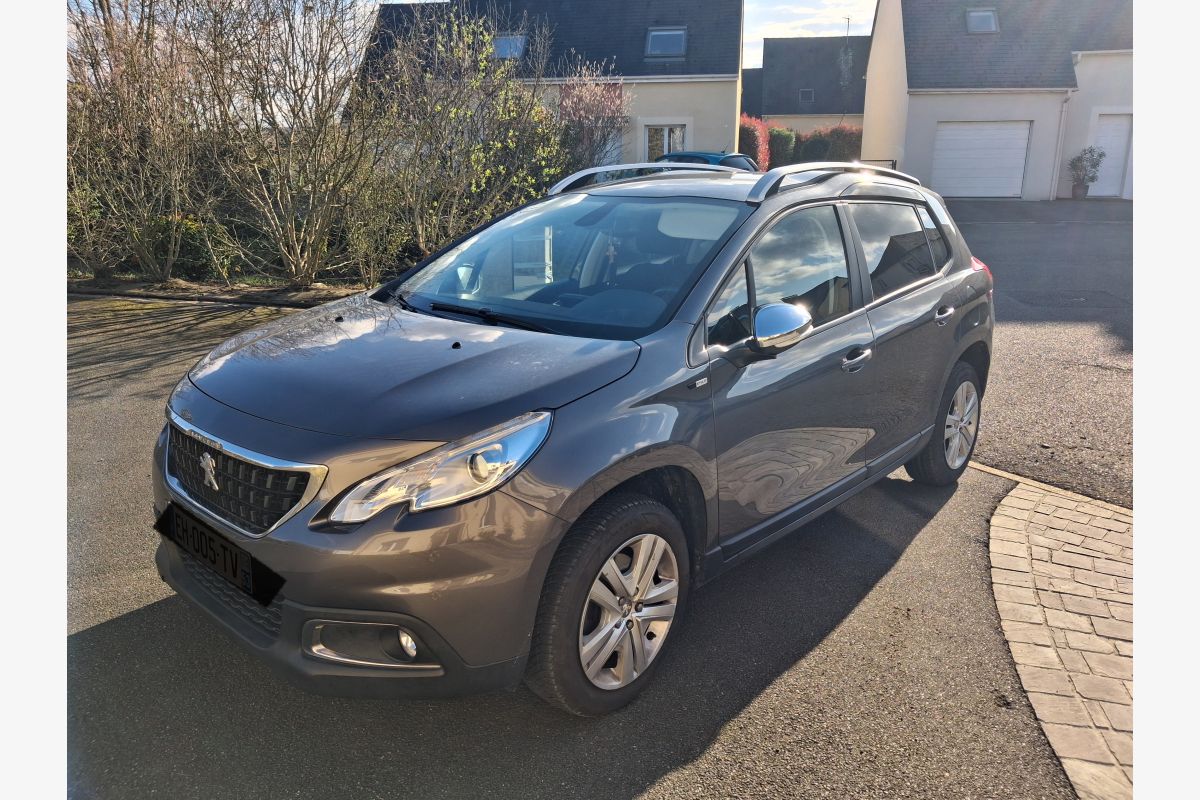 Photo 1 A vendre Peugeot 2008