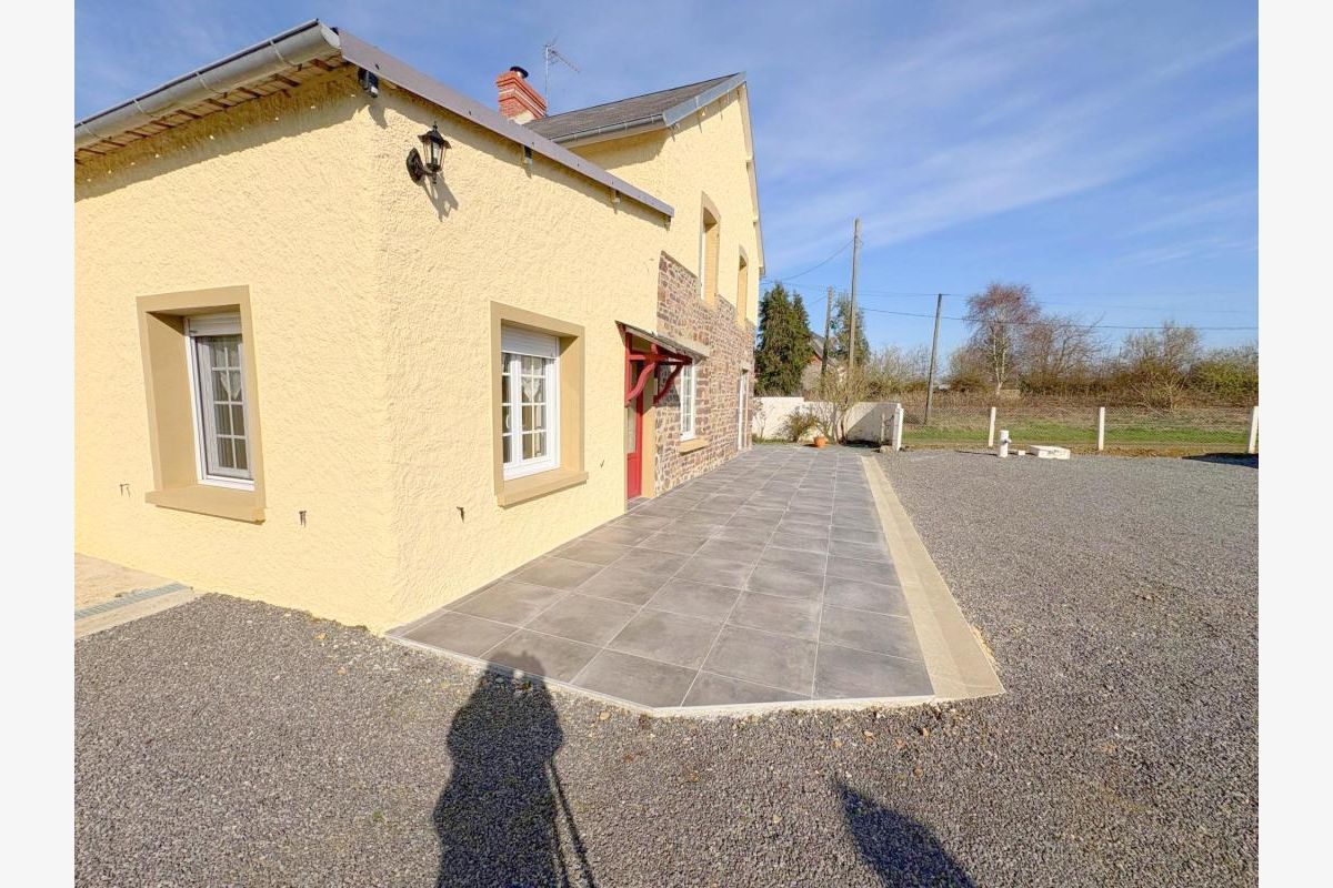 À vendre, maison située sur la commune de Lengronne - 303417_12.jpg