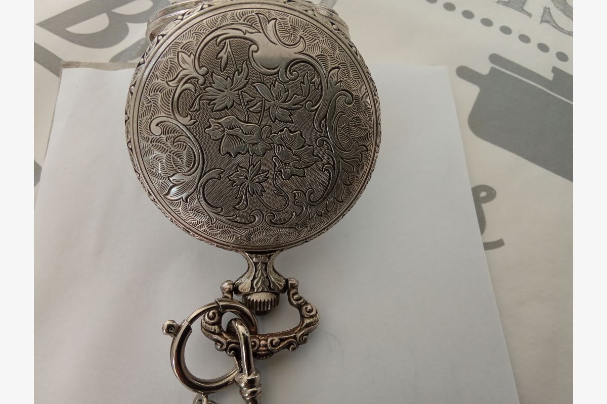 Montre Harley Davidson  - 303542_b8214e67464846a8f04a05b61cd1da76.jpg