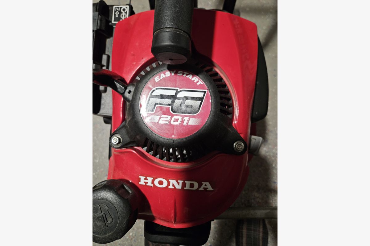 Motobineuse Honda - 303578_a9a4298ecbf829cb88958613a925064b.jpg