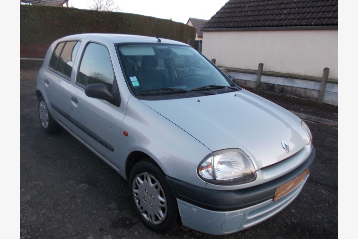 Renault Clio 5 portes - 35411_1.jpg