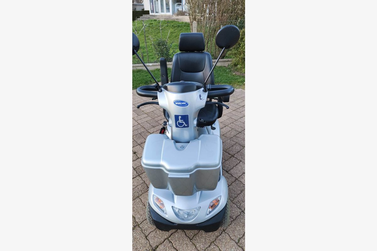 Scooter électrique pour personne à mobilité réduite - 61278_1.jpg