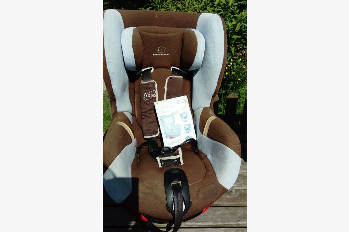 Vends siège enfant pour auto AXIS - 62131_0.jpg