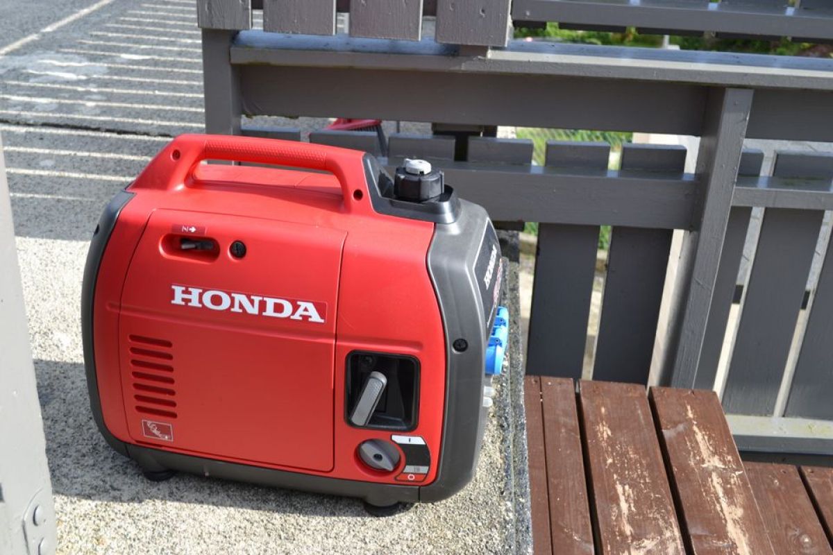 Groupe électrogène portable Honda Inverter EU 22I silencieux 2200W - 80434_1.jpg