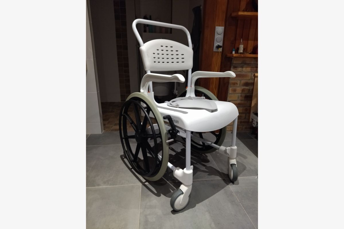 fauteuil de douche - 95043_1.jpg